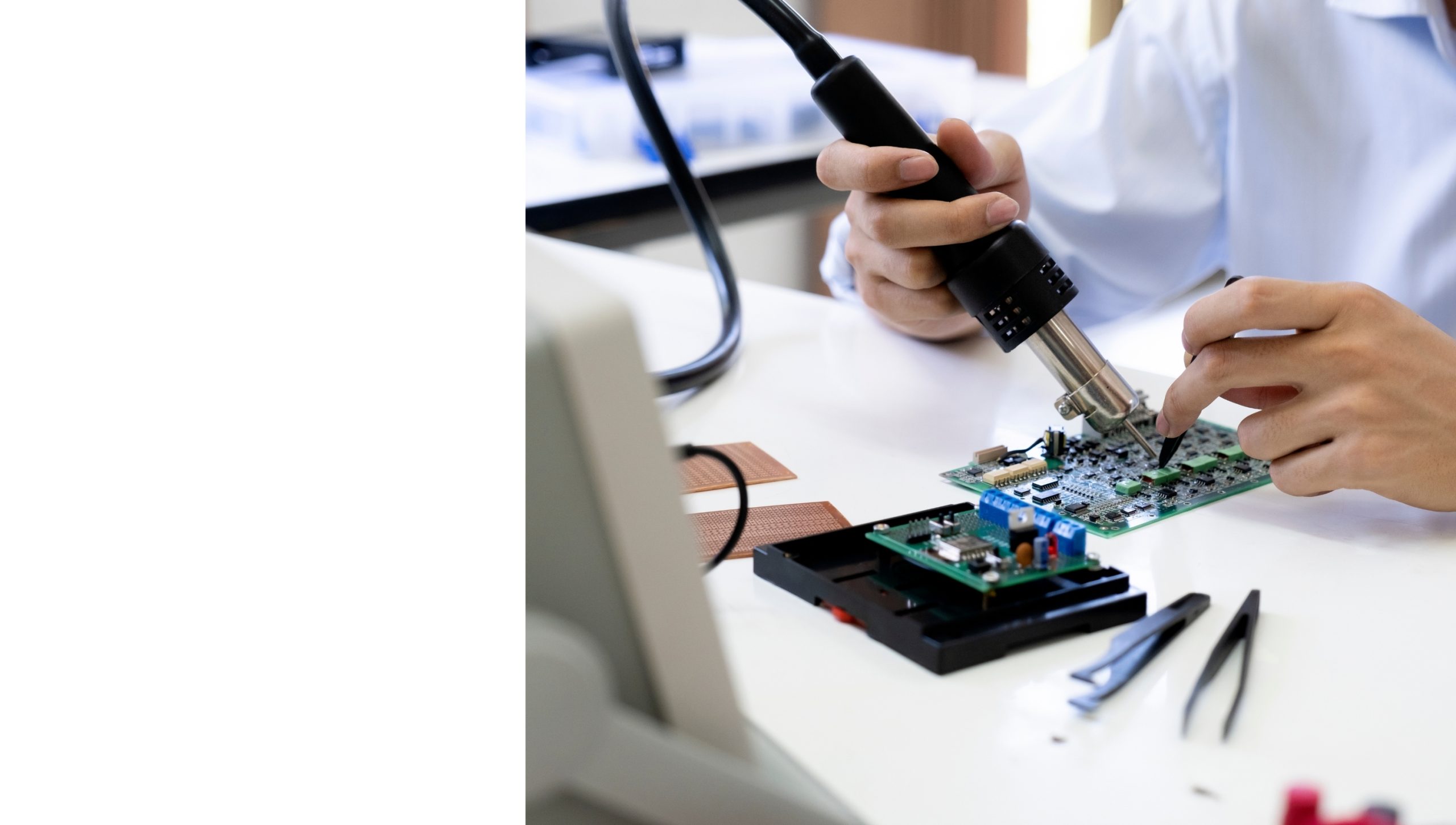 sec-trang-dich-vu-thach-thuc-QC080000