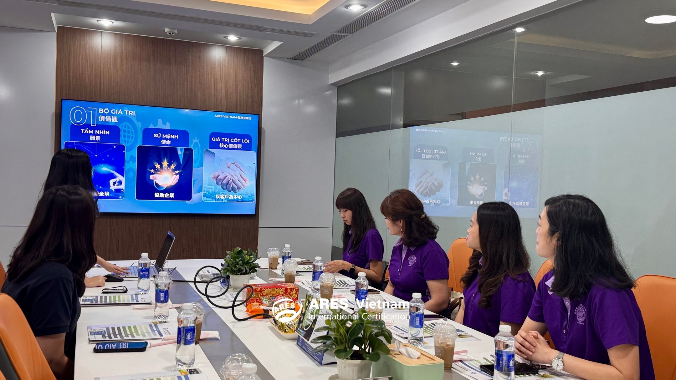 ARV-don-tiep-dai-dien-hiep-hoi-nu-doanh-nhan-dai-loan (1) (1)