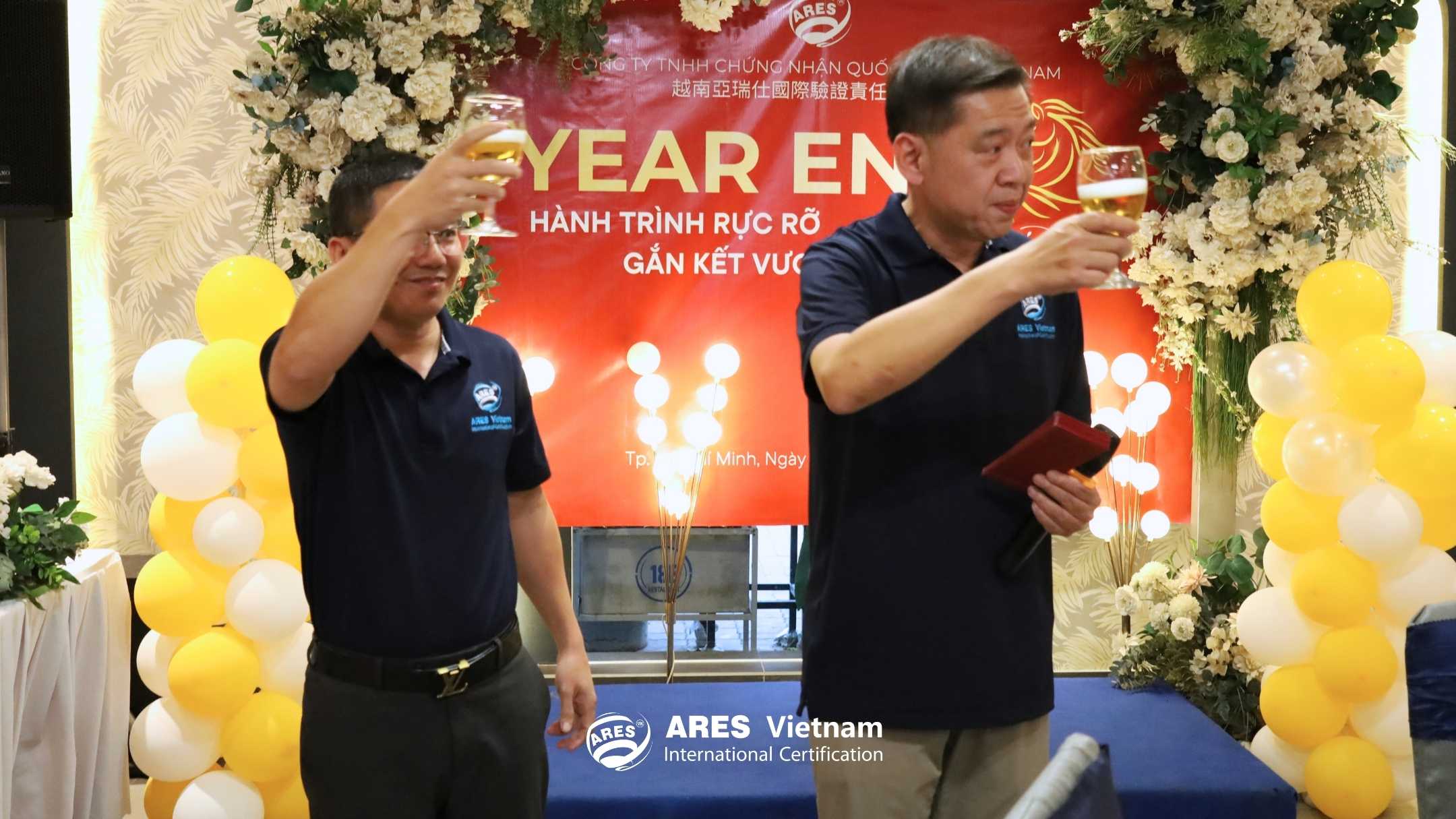 ares-viet-nam-year-end-party-2025 (7)