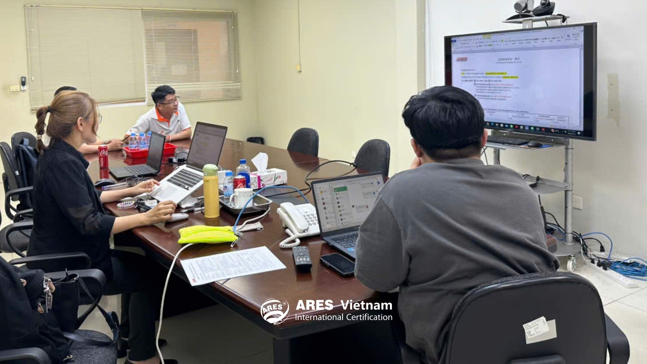 越南亚瑞仕专家在 A&J Cambodia 执行 ISO 14064－ISO 14067 评估